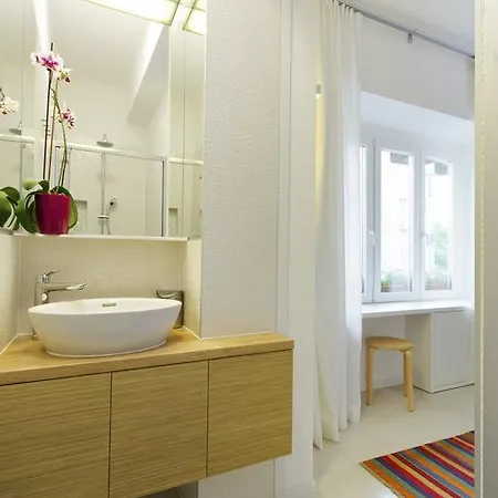 Apartment A4 *